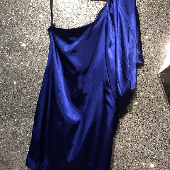 SOPHIA DRESS 👗 - Picture 2 of 3